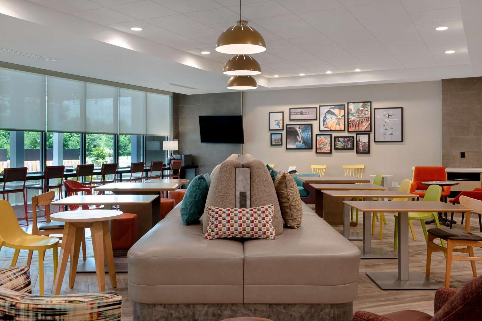 Home2 Suites By Hilton Fayetteville North Extérieur photo